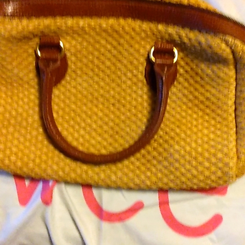 Purses multiple sizes and colors